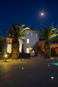 Full moon on the terrace - Twilight Property Photography